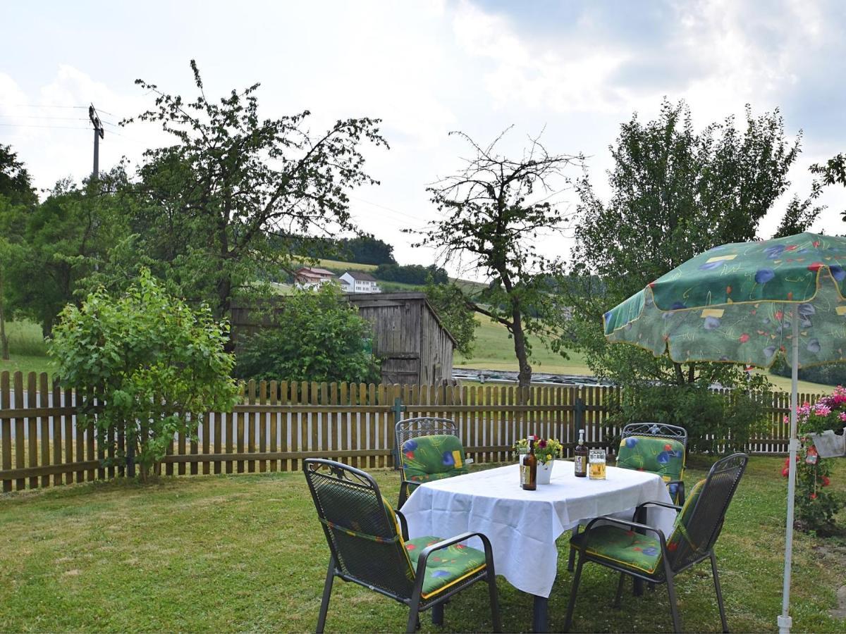 Holiday Home With Garden Near The Forest Arnschwang Esterno foto
