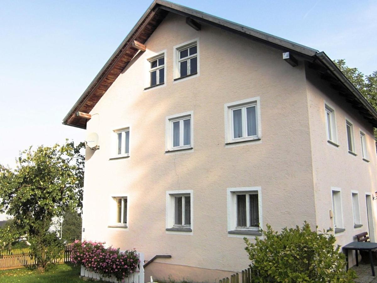 Holiday Home With Garden Near The Forest Arnschwang Esterno foto